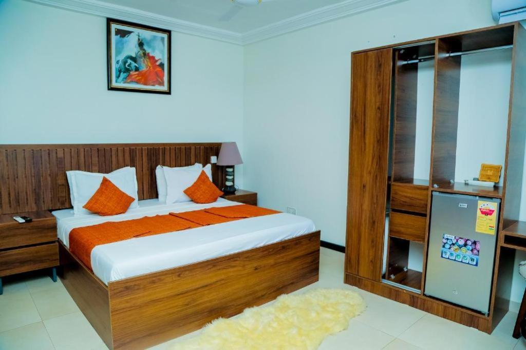 Ocean Green Beach Resort Prampram Buitenkant foto