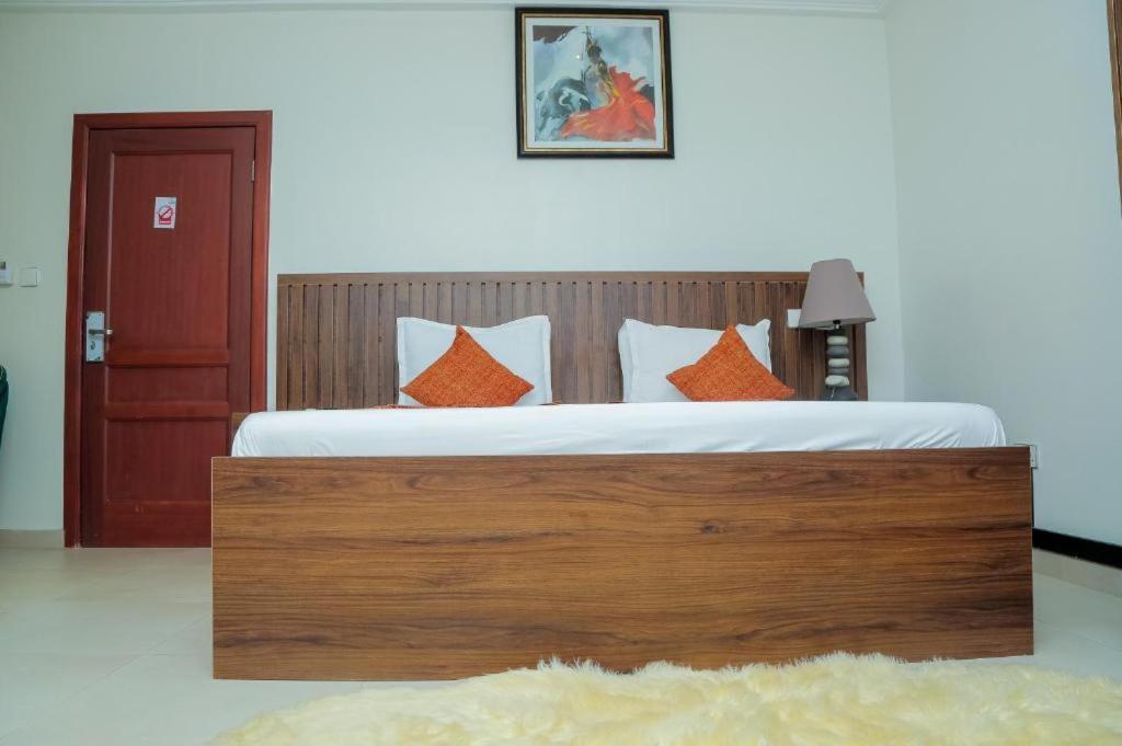 Ocean Green Beach Resort Prampram Buitenkant foto