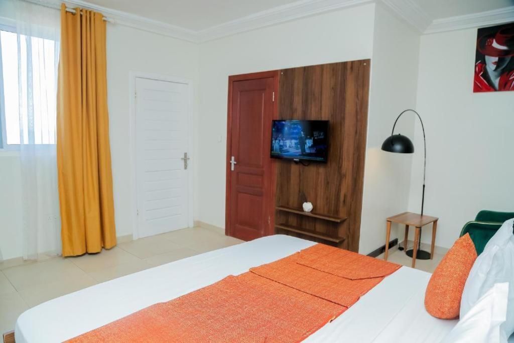 Ocean Green Beach Resort Prampram Buitenkant foto
